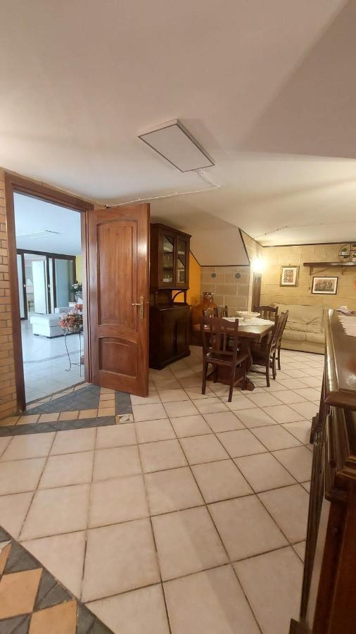 B&B Caravaggio San Donaci Exterior photo