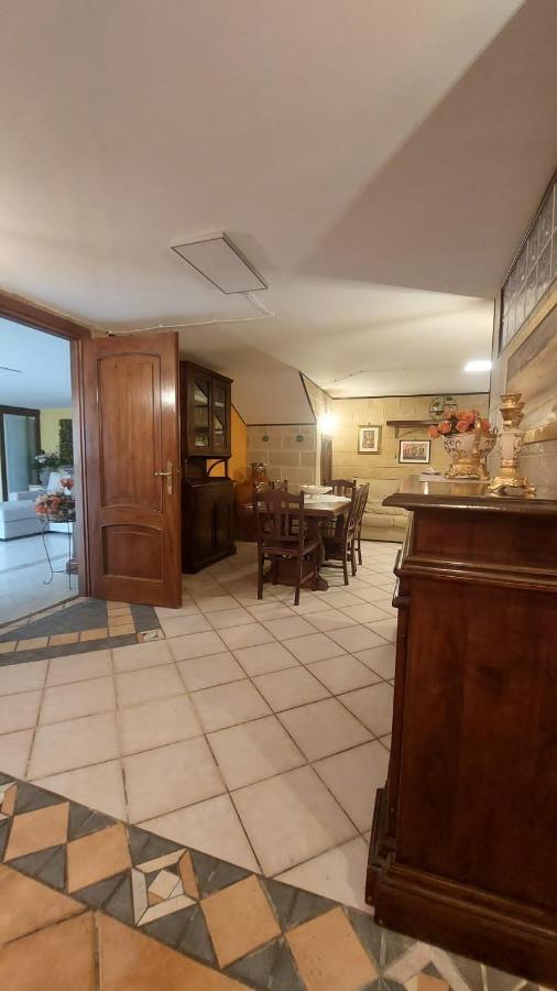 B&B Caravaggio San Donaci Exterior photo