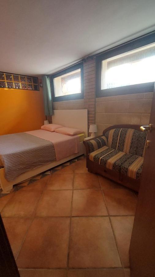 B&B Caravaggio San Donaci Exterior photo