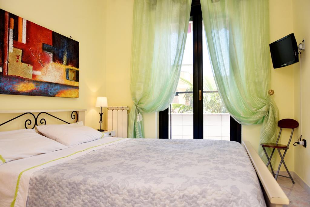 B&B Caravaggio San Donaci Exterior photo